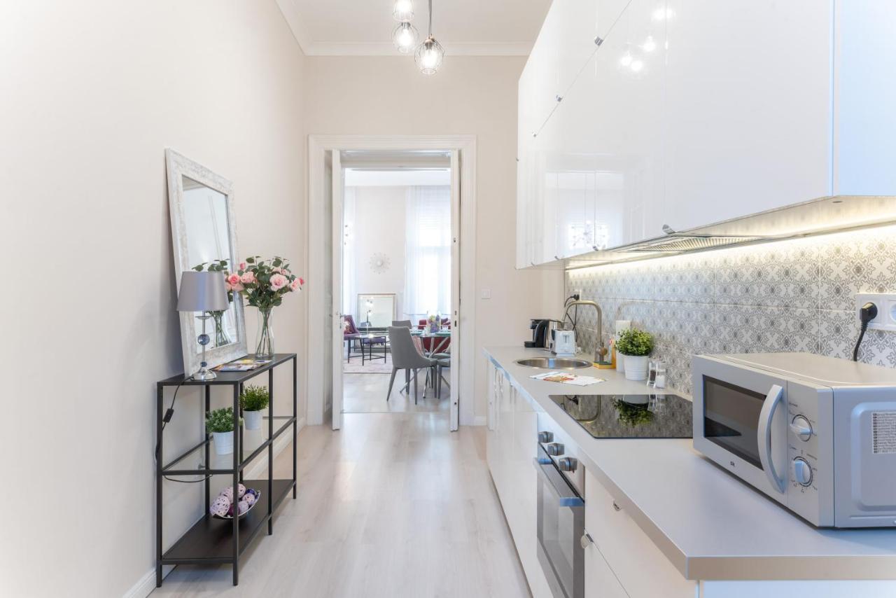 Milano Design Apartment City Center With Ac Budapeszt Zewnętrze zdjęcie